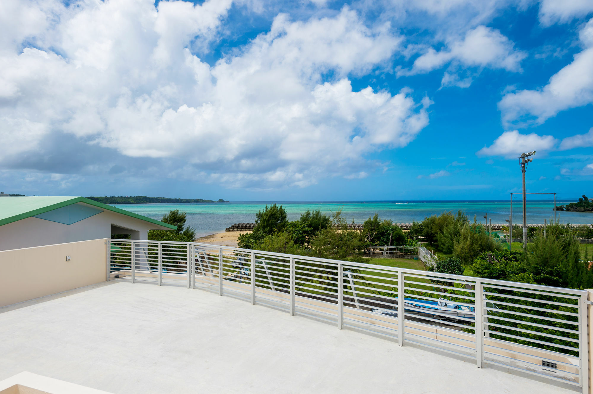 United Resort Ocean Front Onna Esterno foto