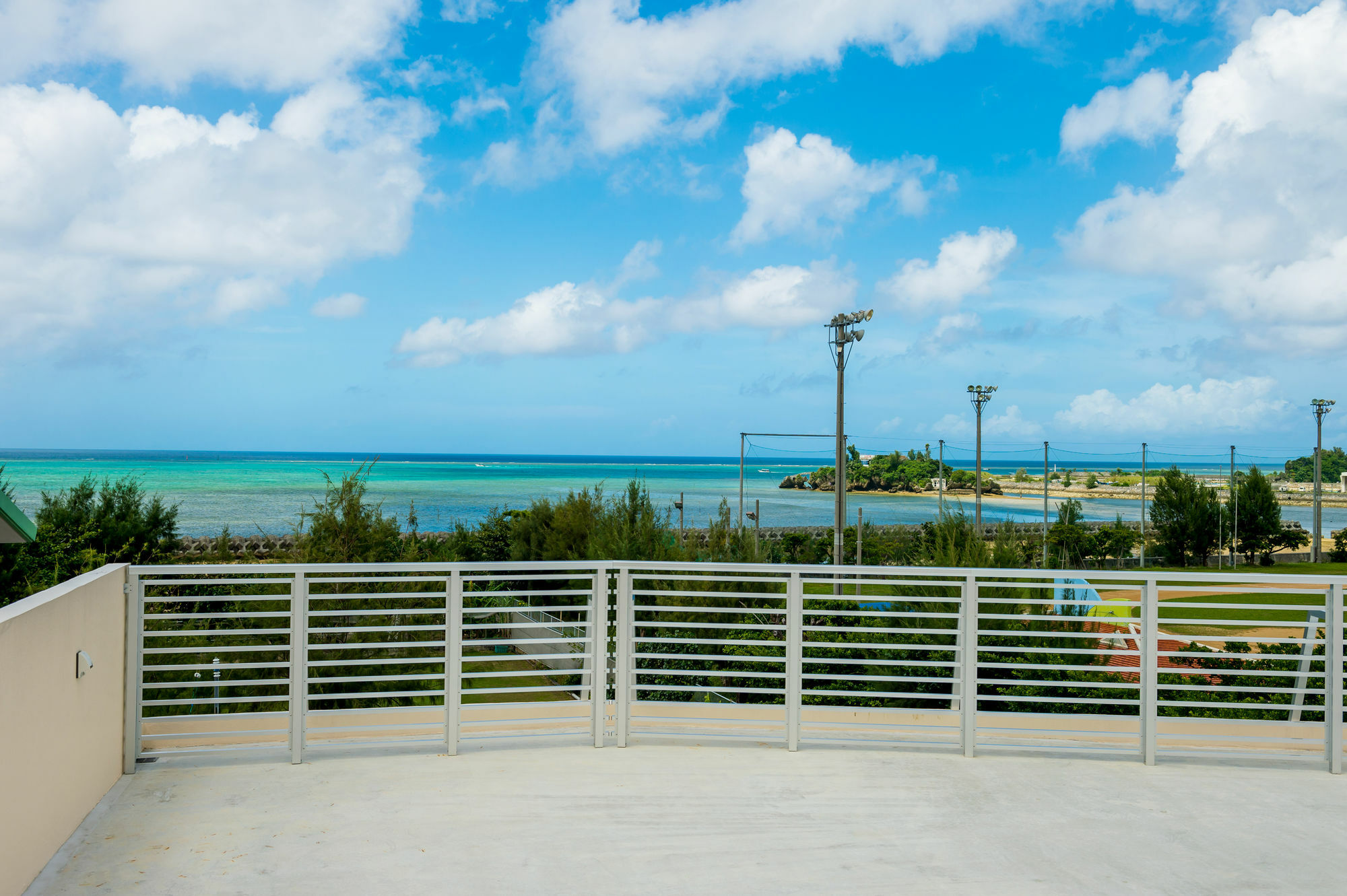 United Resort Ocean Front Onna Esterno foto